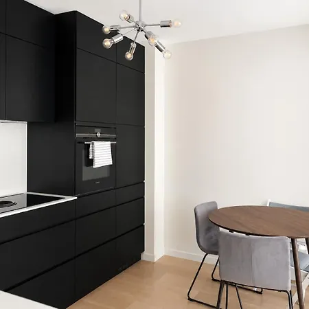 Ov21a - 2br Spacious شقة *
