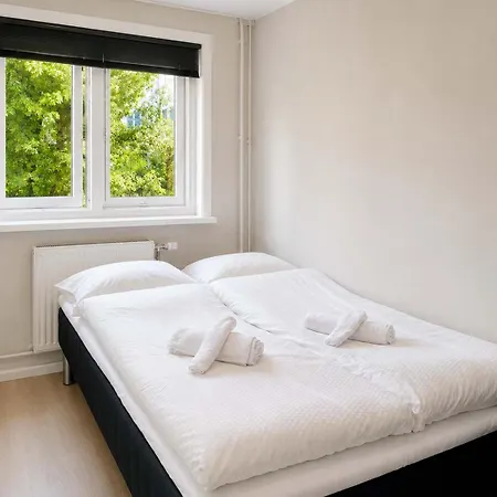 Ov21a - 2br Spacious *